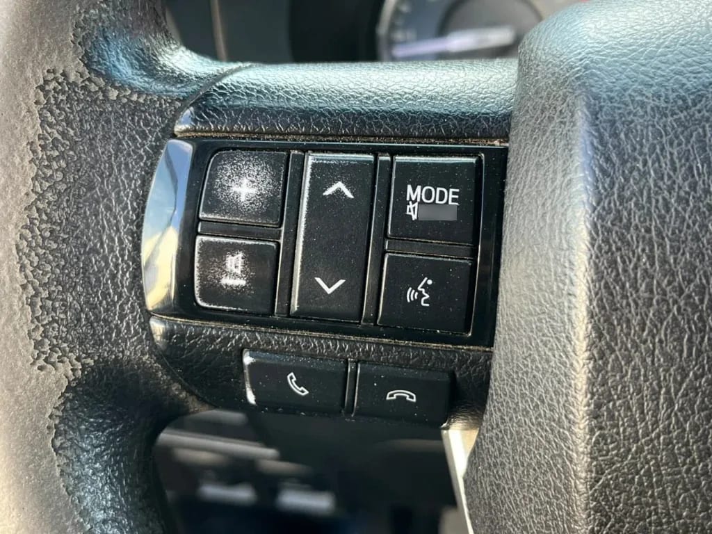 Toyota Hilux Dc 4x4 2.4 D Dx Mt año 2024