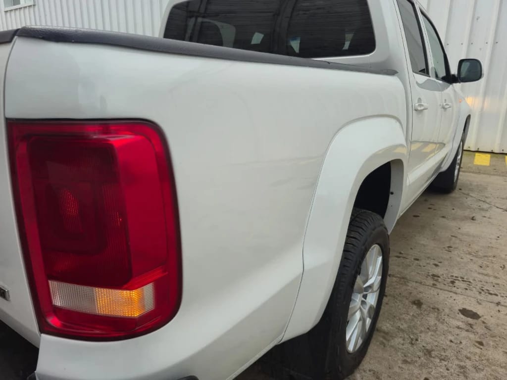 Volkswagen Amarok Confortline At 4x4 Tdi 2.0 año 2023