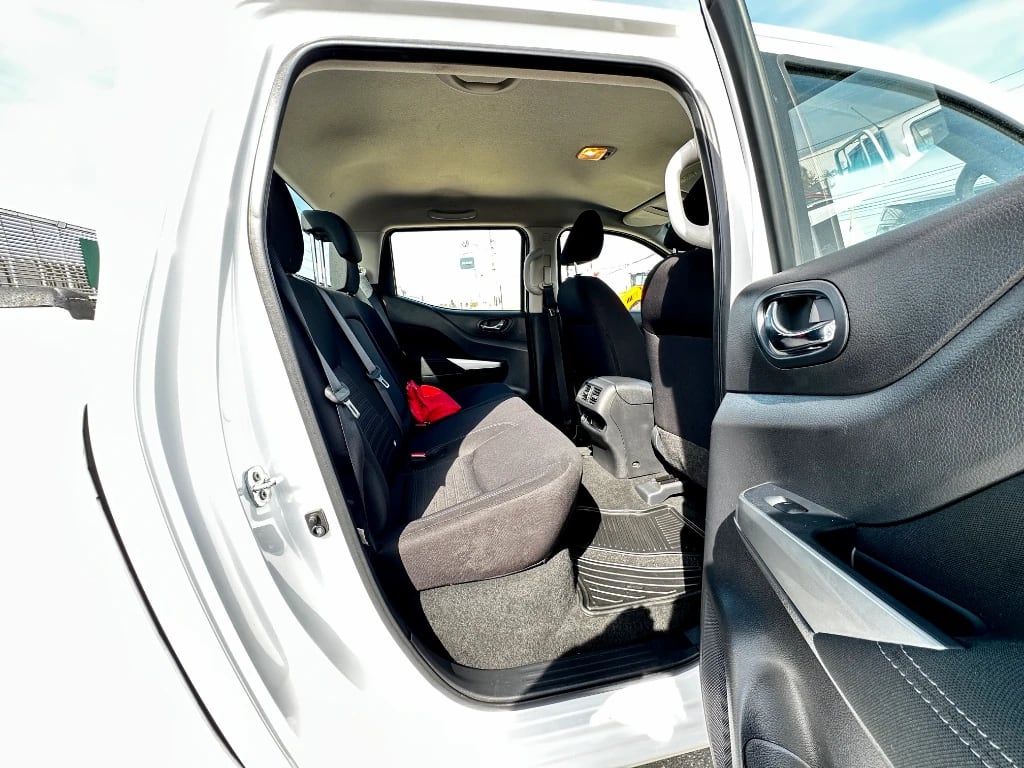 Nissan Navara Navara Dc 4x2 2.3tdi Xe año 2023