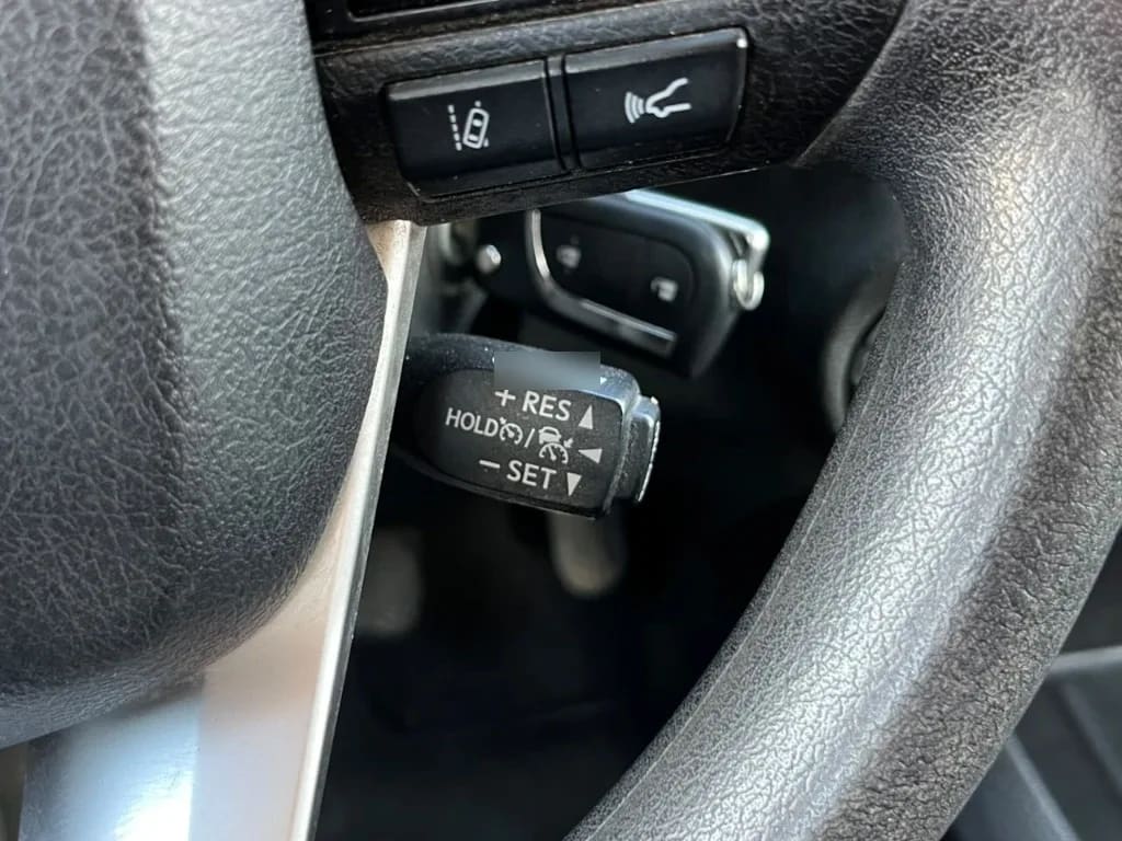Toyota Hilux Dx Tss 4x4 Mt año 2023