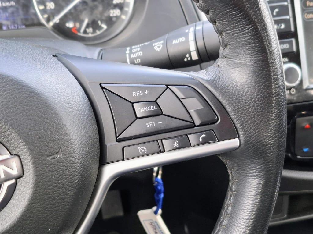 Nissan Navara Navara Dc 4x2 2.3tdi Xe año 2023