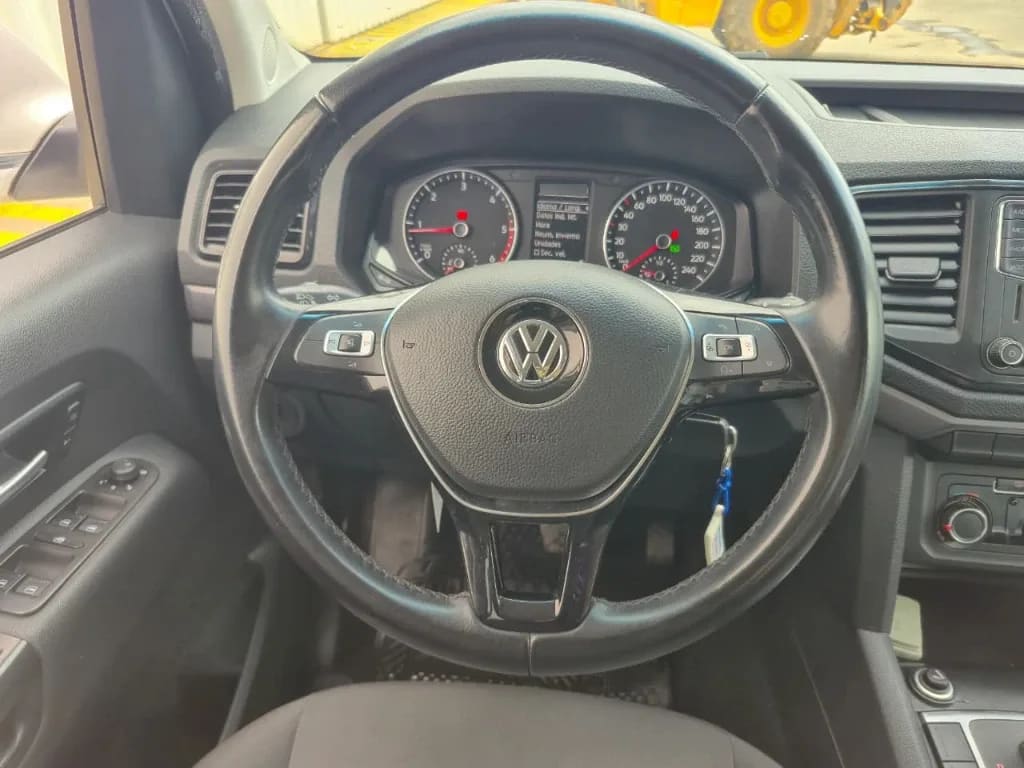 Volkswagen Amarok Confortline At 4x4 Tdi 2.0 año 2023