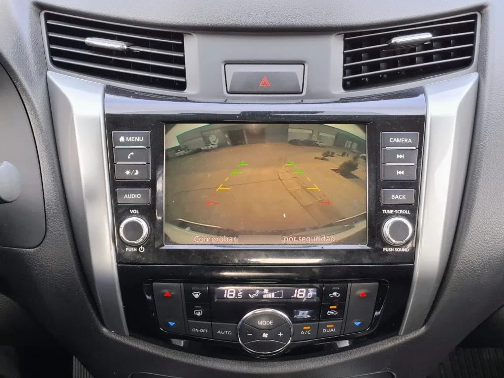 Nissan Navara Navara Dc 4x2 2.3tdi Xe año 2023