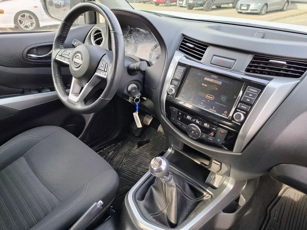 Nissan Navara Navara Dc 4x2 2.3tdi Xe año 2023
