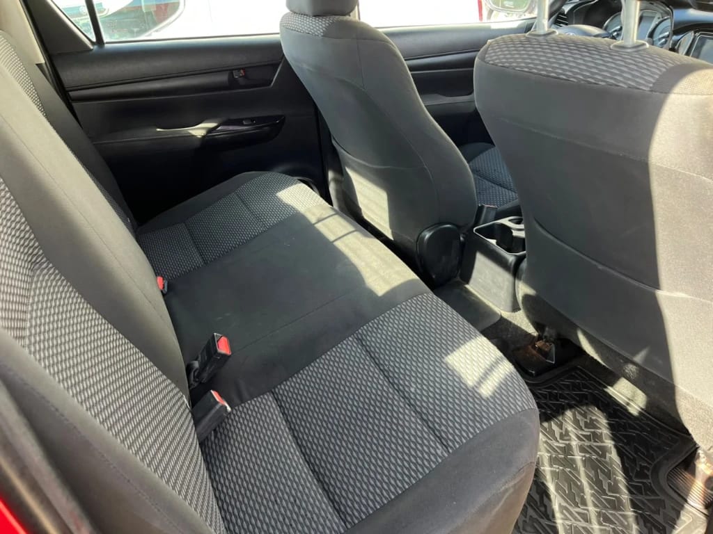 Toyota Hilux Dx Tss 4x4 Mt año 2023