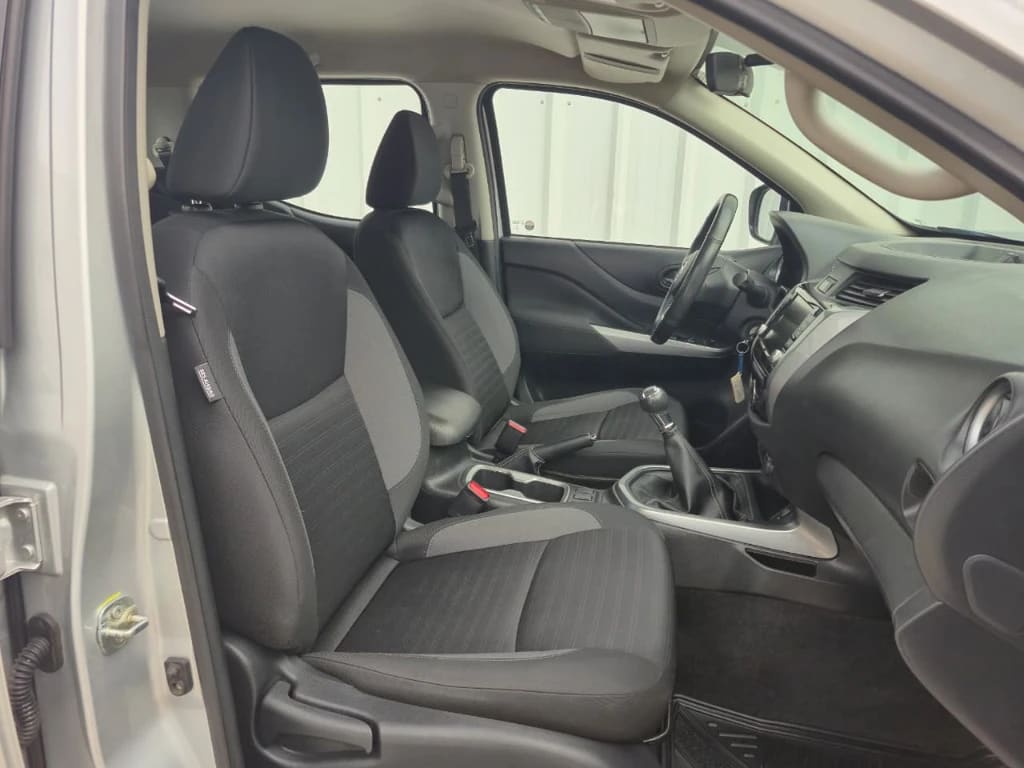 Nissan Navara Xe Mt 4x2 2.3 año 2023