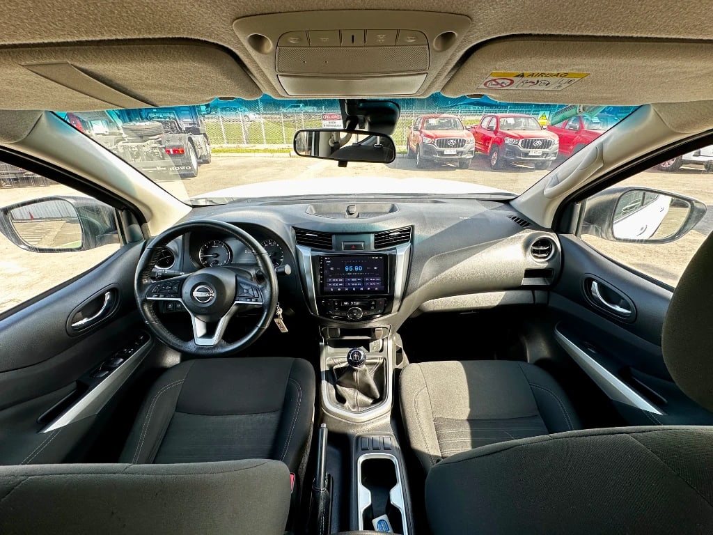 Nissan Navara Navara Dc 4x2 2.3tdi Xe año 2023