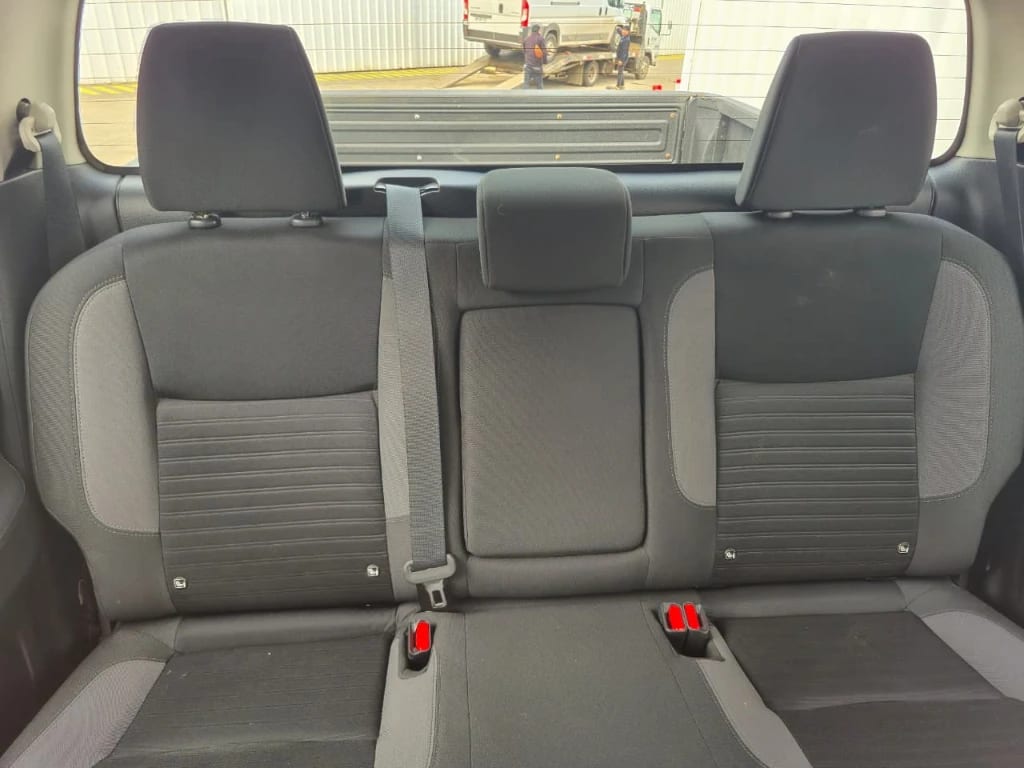 Nissan Navara Xe Mt 4x2 2.3 año 2023