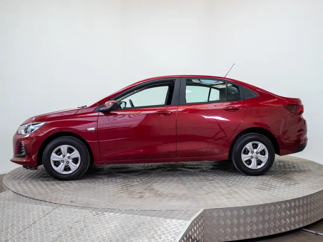 Chevrolet Onix 1.0 Sedan Lt Mt año 2024