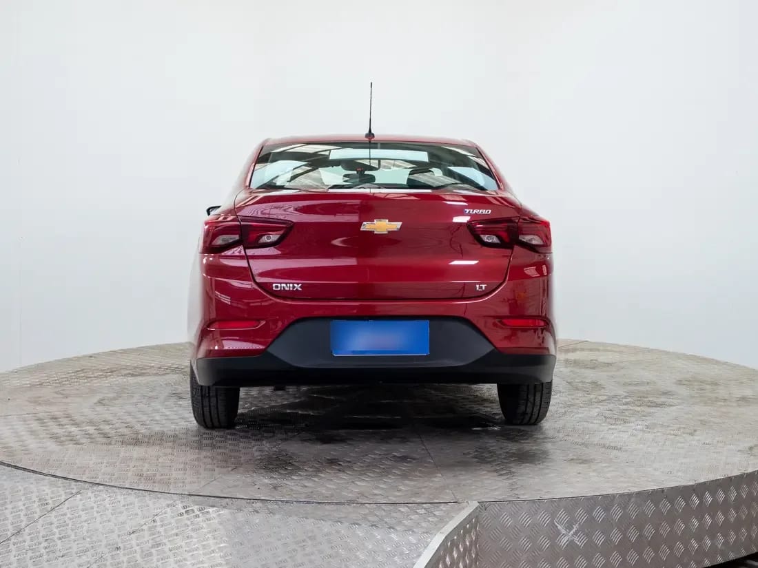 Chevrolet Onix 1.0 Sedan Lt Mt año 2024