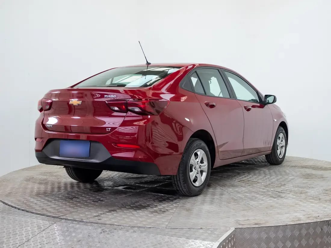 Chevrolet Onix 1.0 Sedan Lt Mt año 2024