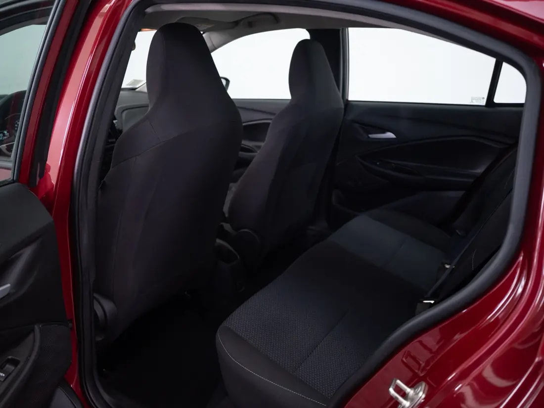 Chevrolet Onix 1.0 Sedan Lt Mt año 2024