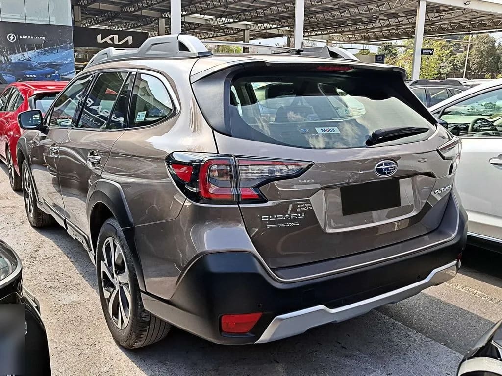 Subaru Outback 2.5i Xs Awd Cvt At 5p año 2022
