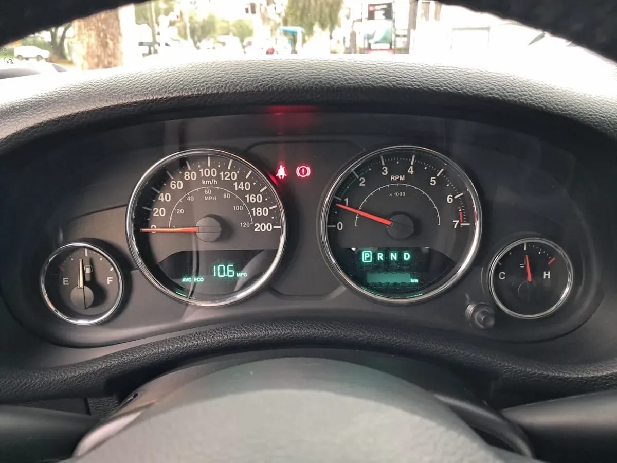 JEEP WRANGLER 3.6 Sport At 4x4 año 2017