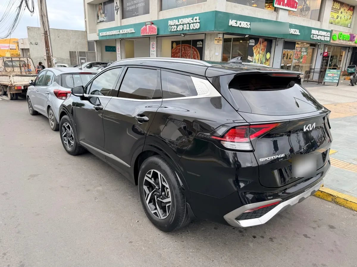 KIA MOTORS SPORTAGE Sportage Lx 2.0l Gsl 6at 2wd 6ab año 2023