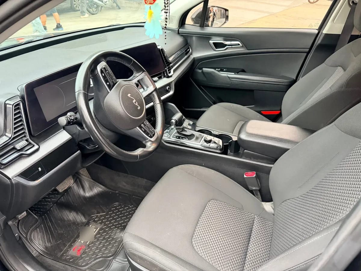 KIA MOTORS SPORTAGE Sportage Lx 2.0l Gsl 6at 2wd 6ab año 2023