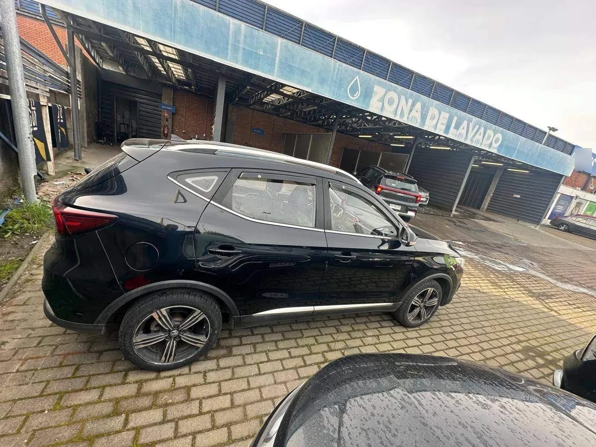 MG Mg Zs 1.5 Comfort 4x2 At 5p año 2021