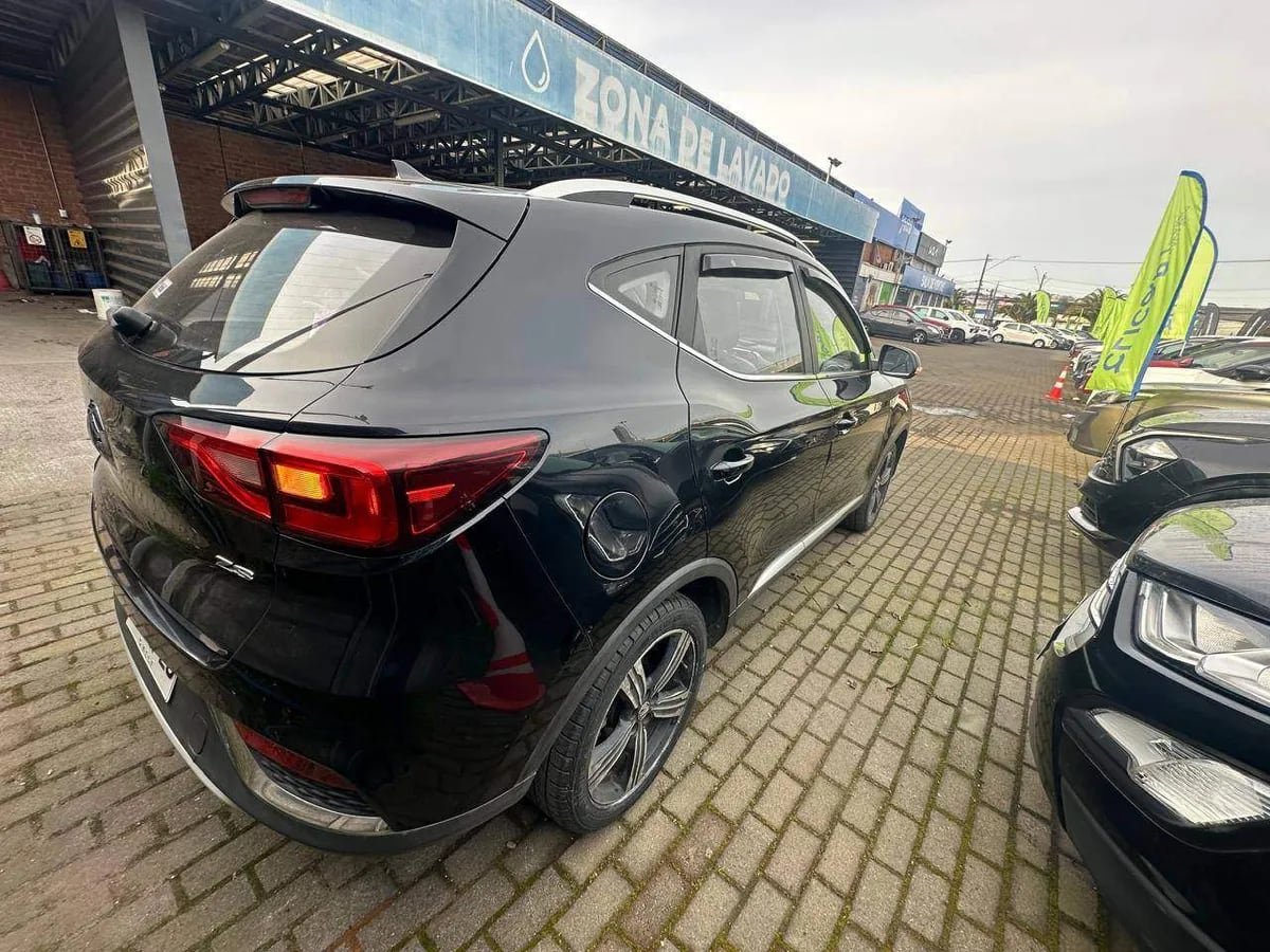 MG Mg Zs 1.5 Comfort 4x2 At 5p año 2021