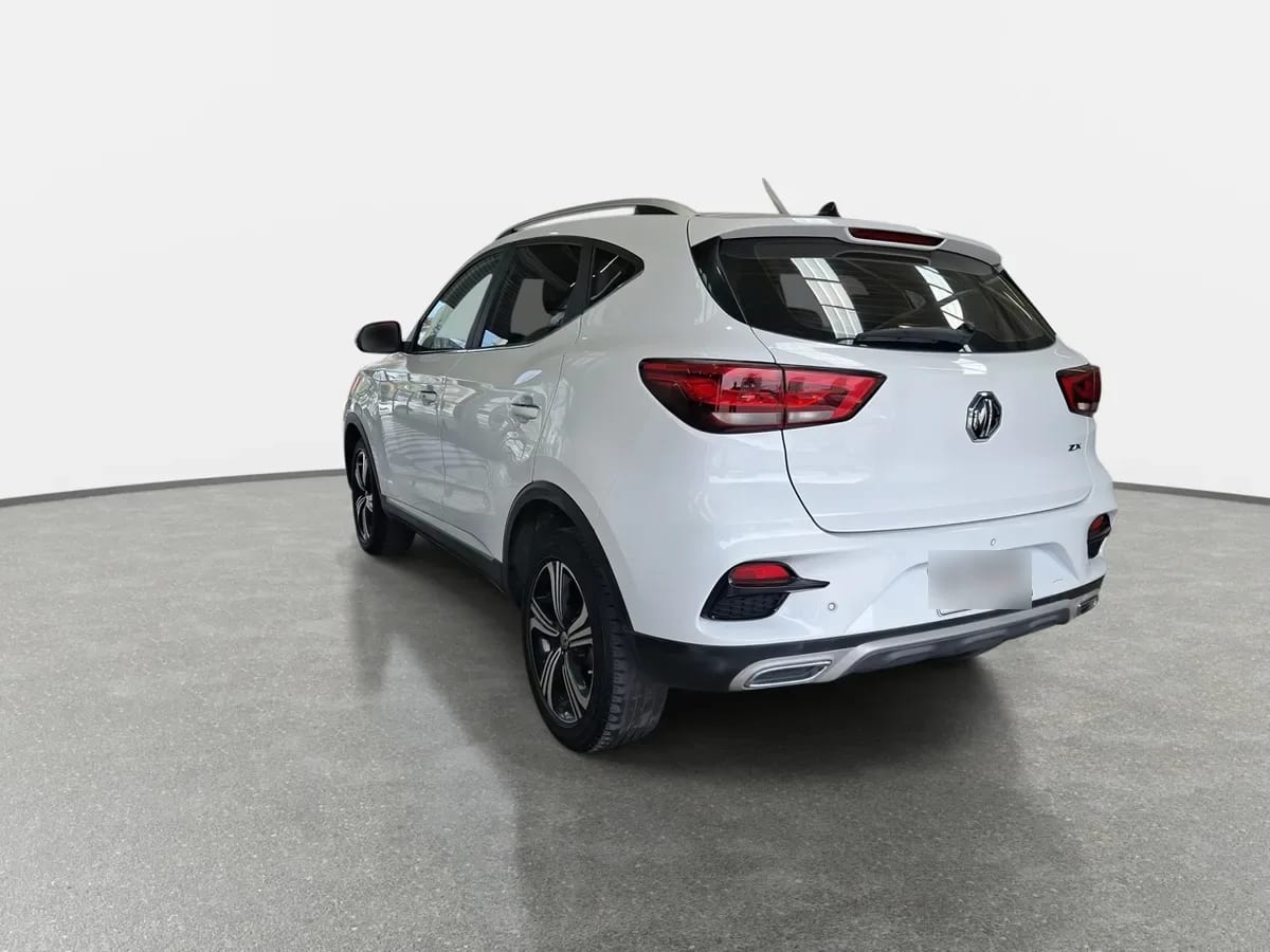 MG Mg Zx 1.5 Dlx 4x2 Cvt At 5p año 2023