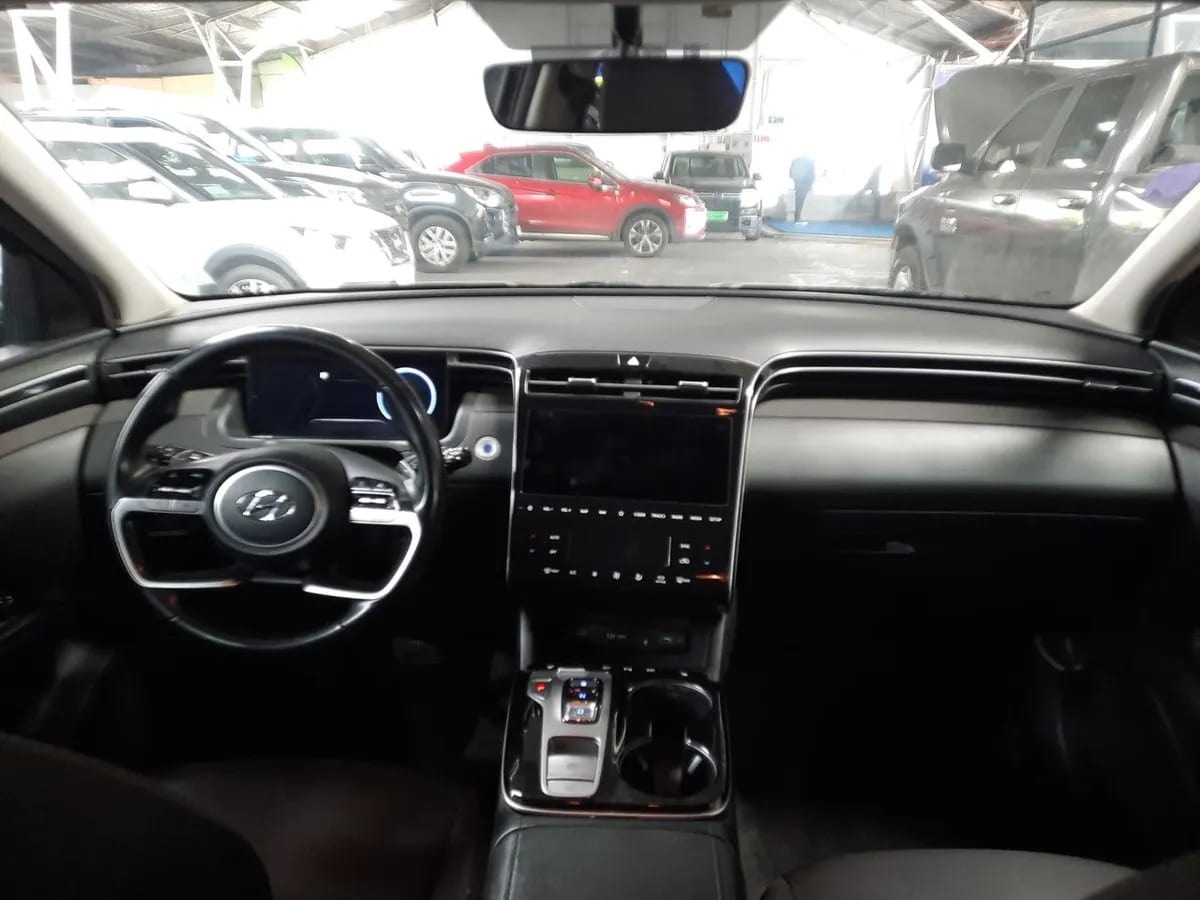Hyundai Tucson 1.6 Nx4 Plus 4x2 At 5p año 2022