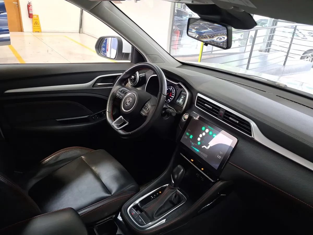 MG Mg Zx 1.5 Dlx 4x2 Cvt At 5p año 2023