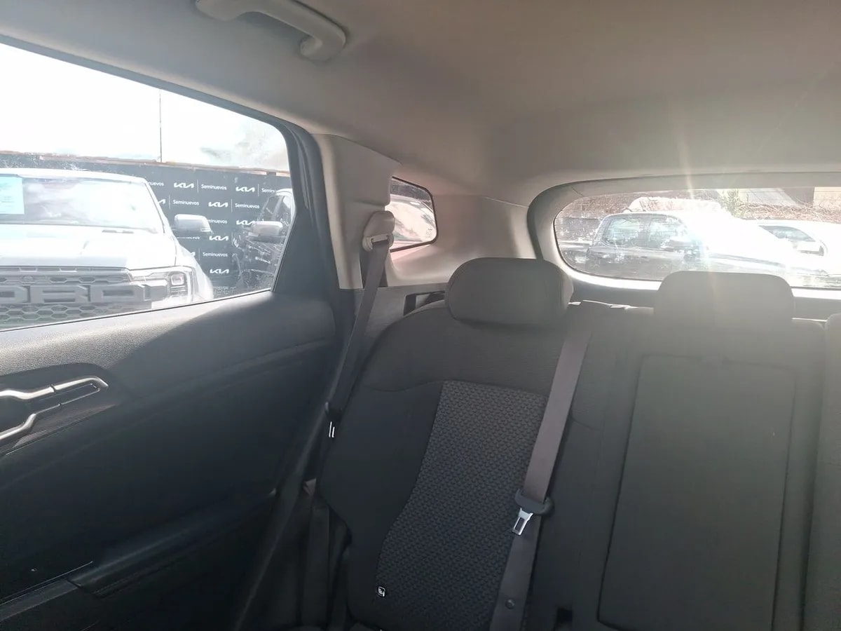 Kia Sportage 2.0 Ex Benc 2wd 6mt 5p año 2024