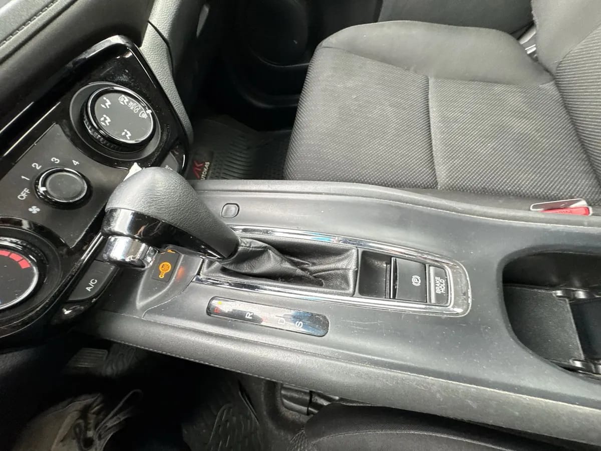 Honda Hr-V 1.8 Ex Cvt 4x2 At 5p año 2018