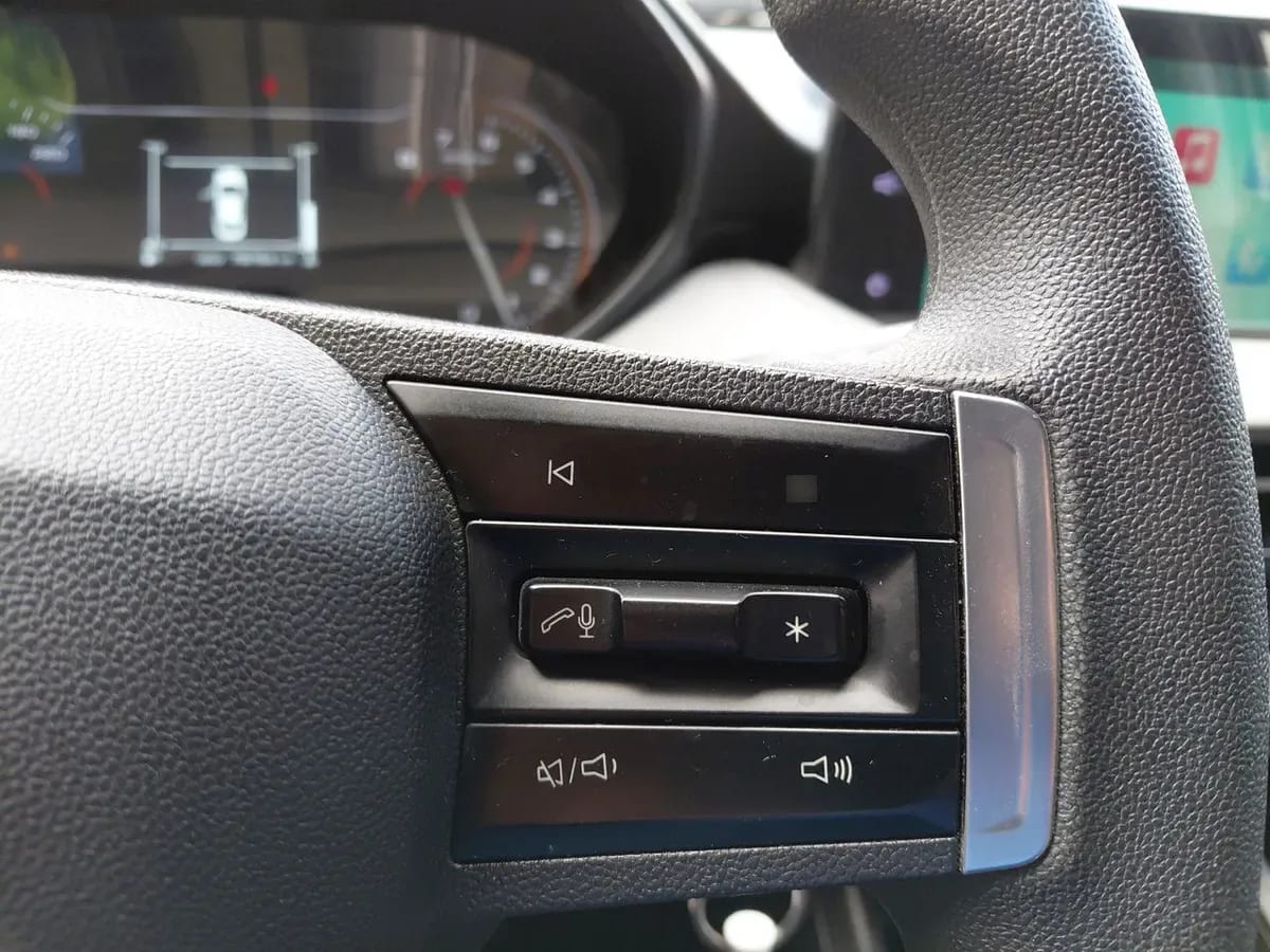 Chevrolet Sail 1.5 Nb Ltz R 4x2 Sdn Mt 4p año 2024
