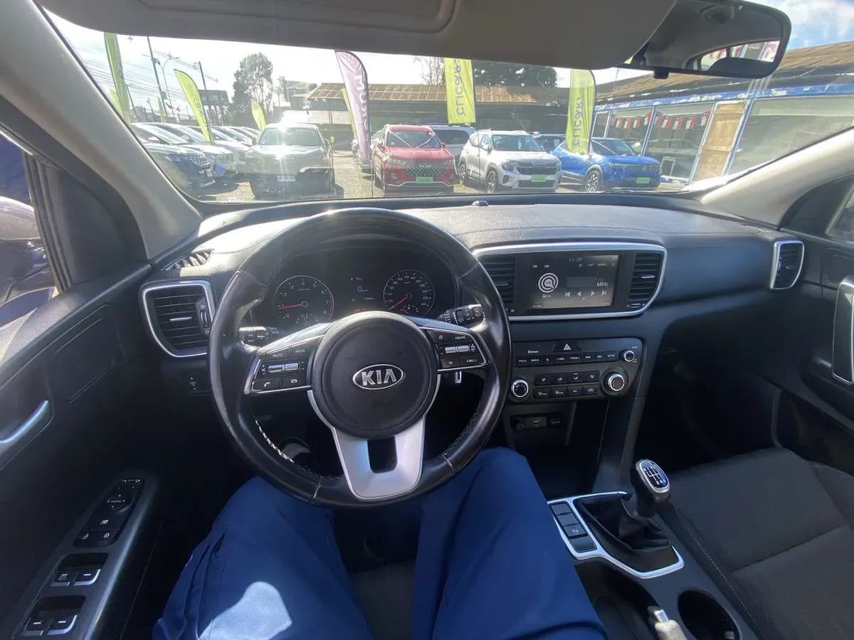 Kia Sportage 2.0 Lx 2wd 6ab Mt 5p año 2019