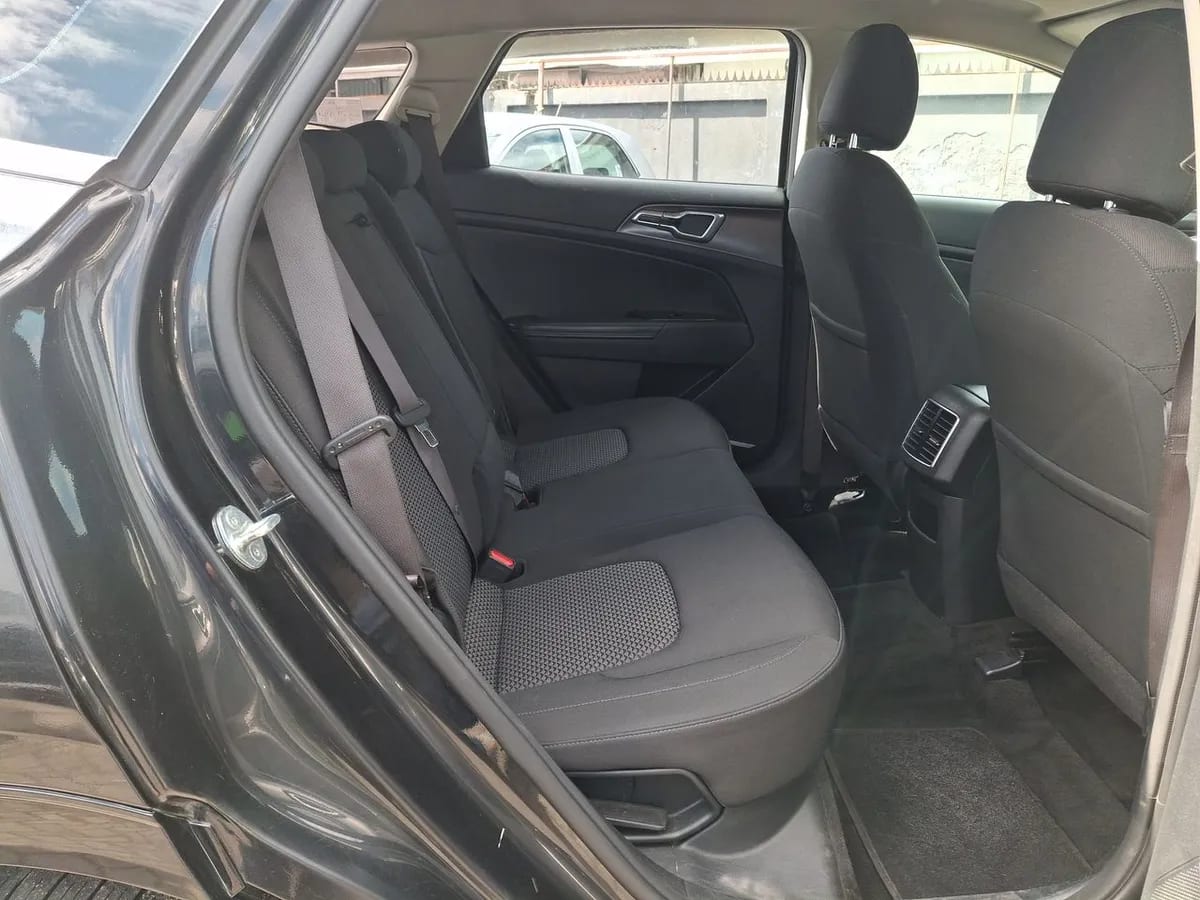 Kia Sportage 2.0 Ex Benc 2wd 6mt 5p año 2024