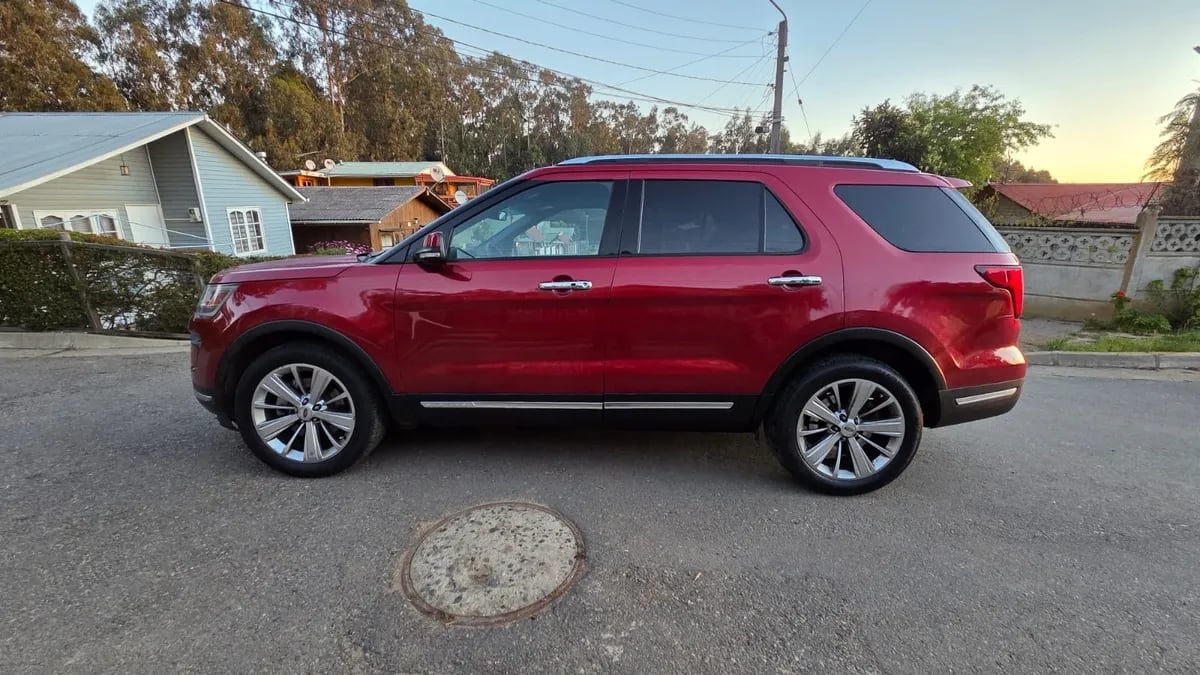 FORD EXPLORER 2.3 Xlt At 4x4 año 2020
