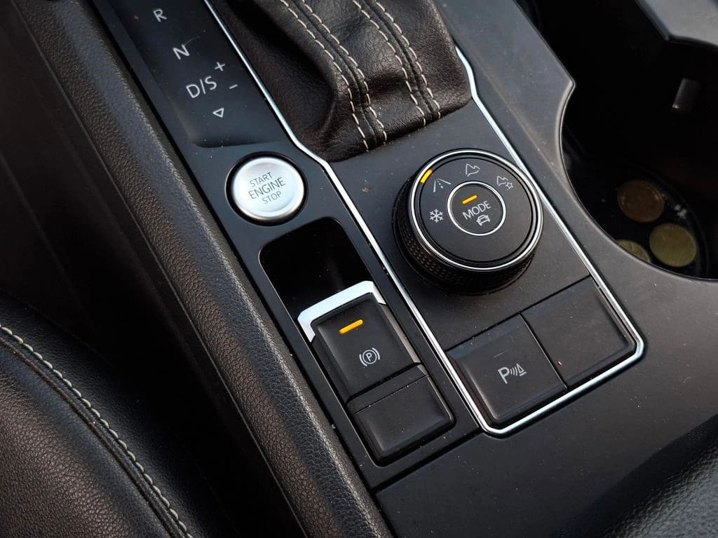 Volkswagen Atlas 3.6 Fsi Comfortline 4motion At año 2022