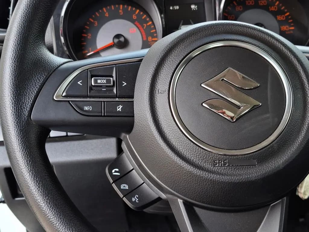 Suzuki Jimny Gl Winche Mt 4x4 Precio+ Iva año 2026