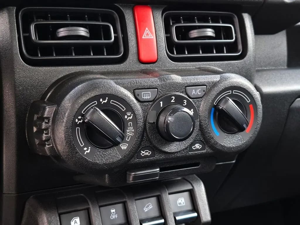 Suzuki Jimny Gl Winche Mt 4x4 Precio+ Iva año 2026