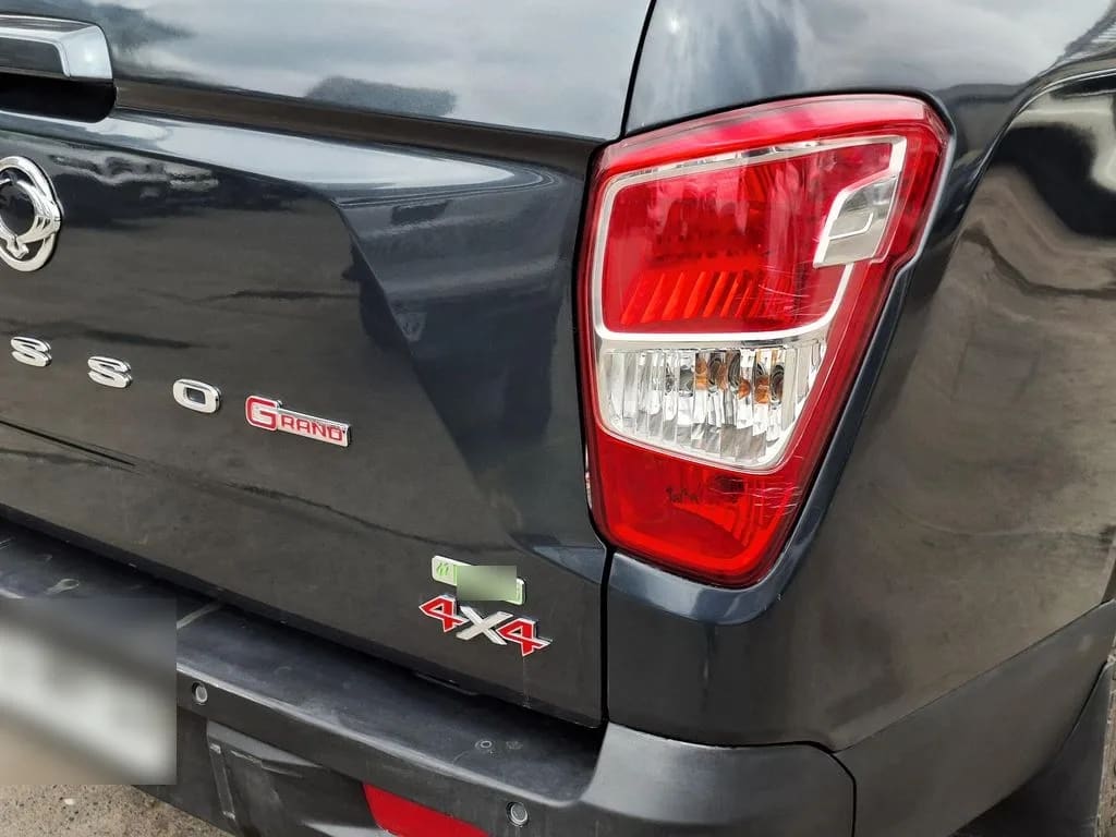 Ssangyong Grand Musso 2.2d Limited Plus Auto 4x4 At año 2024
