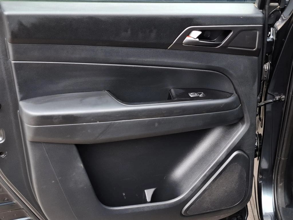 Ssangyong Grand Musso 2.2d Limited Plus Auto 4x4 At año 2024