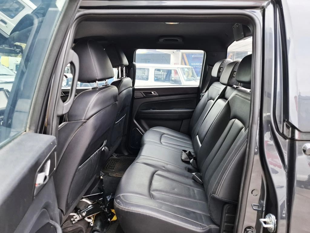 Ssangyong Grand Musso 2.2d Limited Plus Auto 4x4 At año 2024
