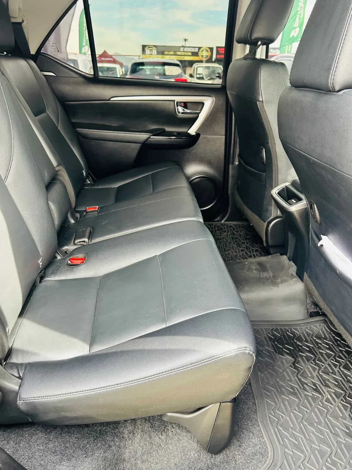 TOYOTA FORTUNER 2.7 Srx At año 2023
