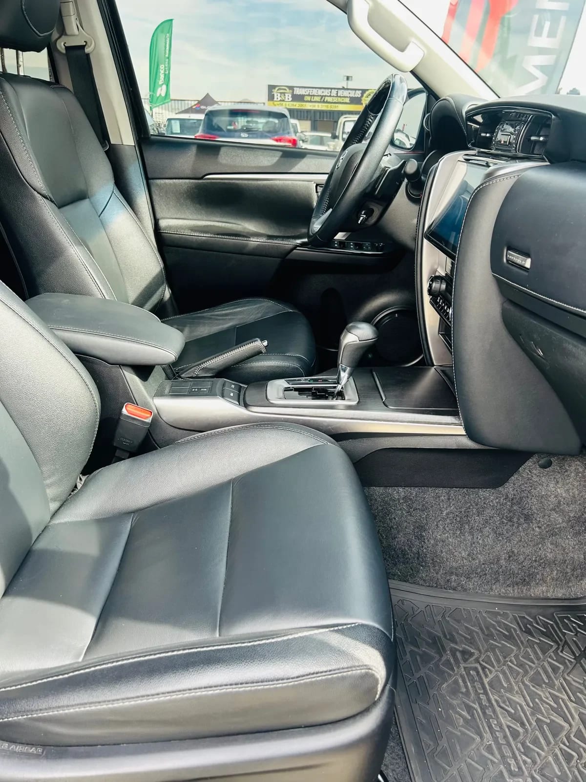 TOYOTA FORTUNER 2.7 Srx At año 2023