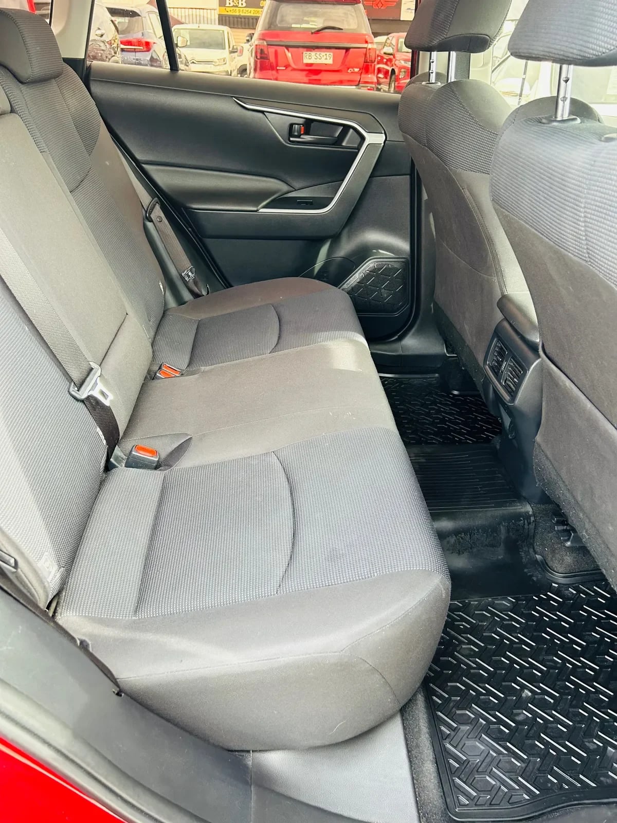 TOYOTA RAV4 2.0 Le At año 2022