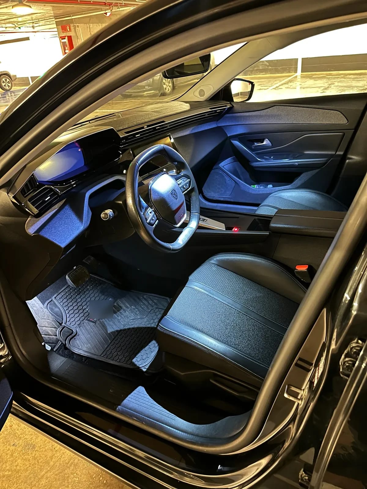 PEUGEOT 308 1.5 Allure Pack Bluehdi 130 At Diesel año 2025