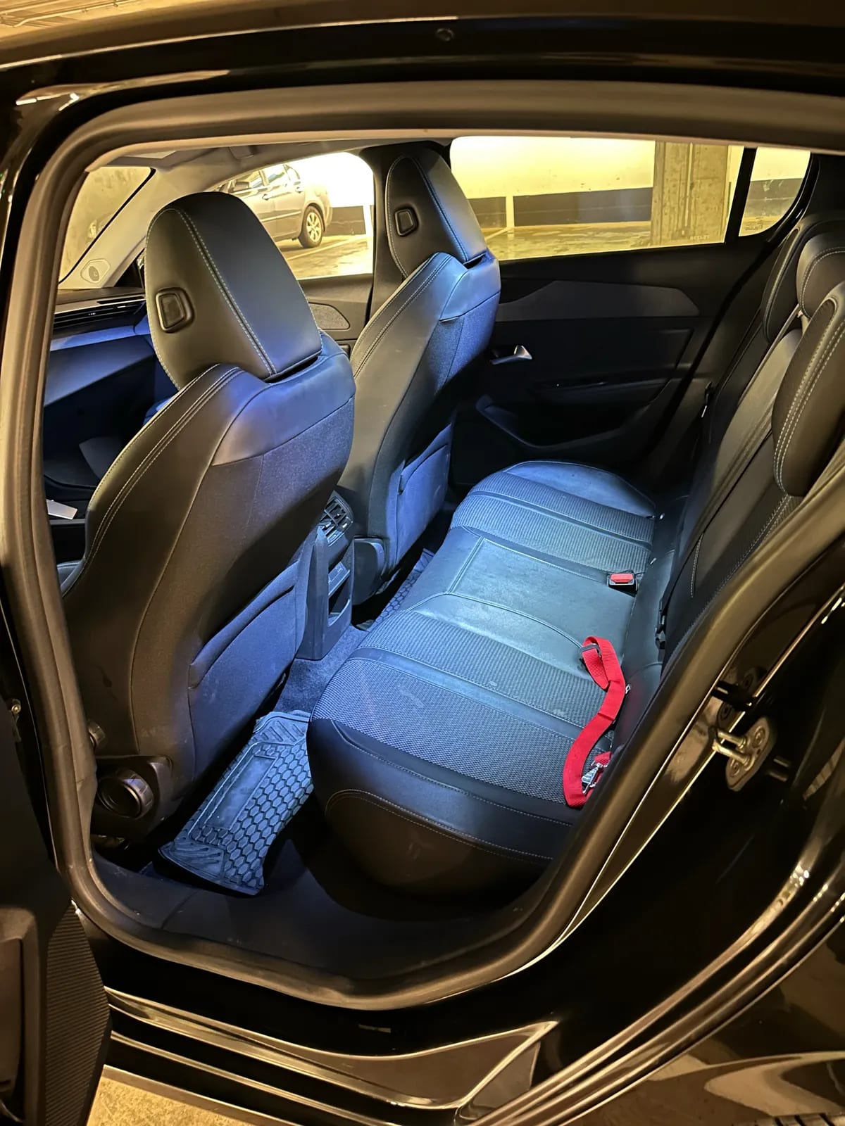 PEUGEOT 308 1.5 Allure Pack Bluehdi 130 At Diesel año 2025