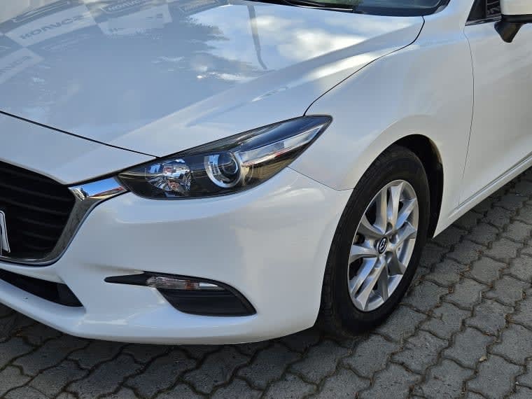 Mazda 3 New 3 1.6 Aut año 2018