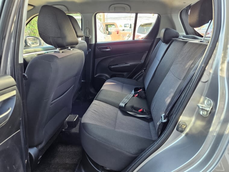 Suzuki Swift Swift Gl Hb 1.2 año 2017