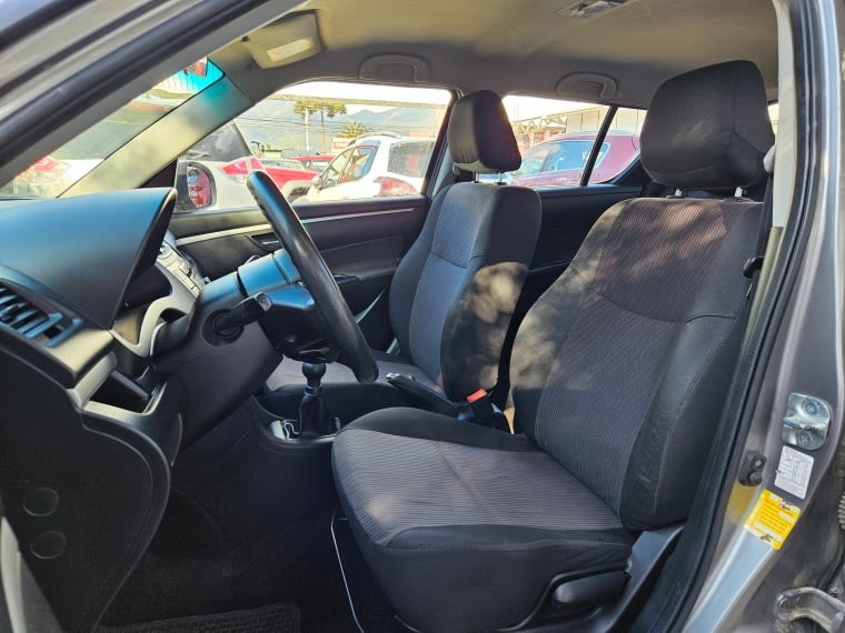 Suzuki Swift Swift Gl Hb 1.2 año 2017