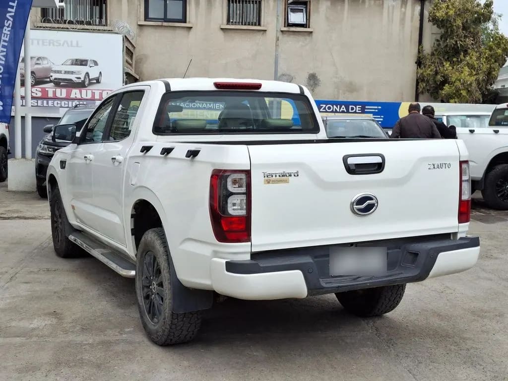 ZX Auto Terralord 2.5 Dlx Mt 4x2 año 2023