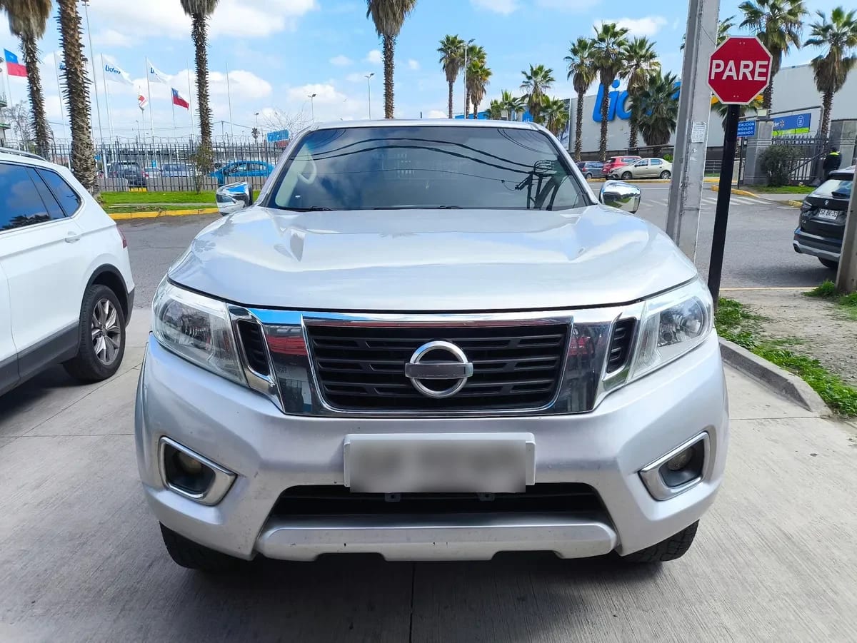 NISSAN NP300 2.3 Dc Xe Mt Diesel 4x4 año 2019