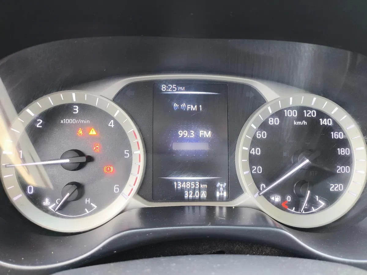 NISSAN NP300 2.3 Dc Xe Mt Diesel 4x4 año 2019
