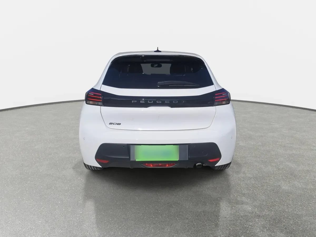 Peugeot 208 1.2 Puretech Allure Pack 100 4x2 Mt 5p año 2024
