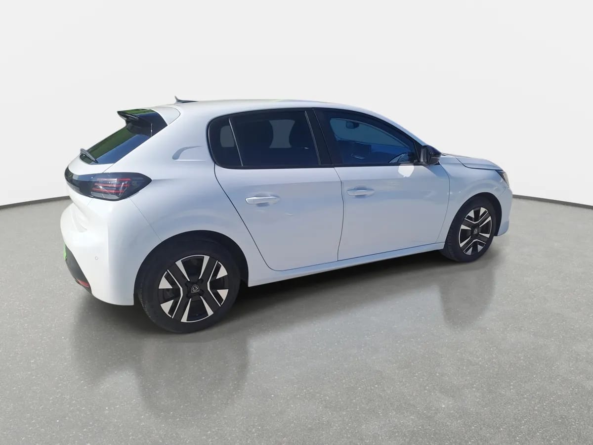 Peugeot 208 1.2 Puretech Allure Pack 100 4x2 Mt 5p año 2024